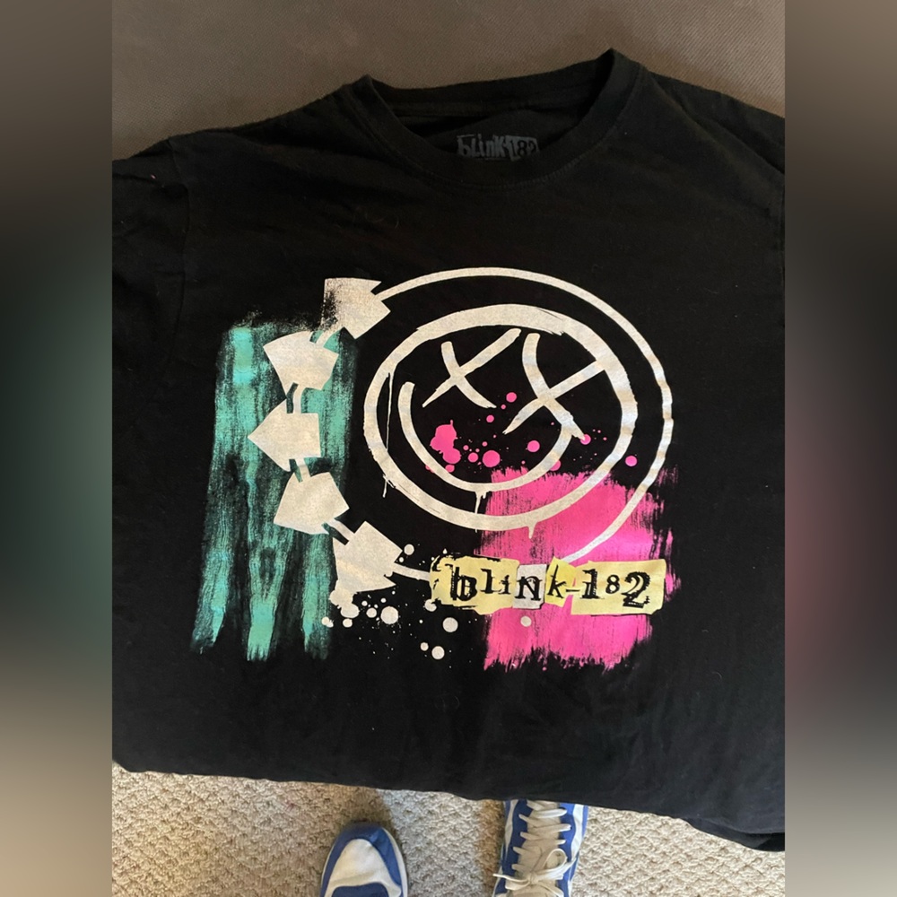 Blink-182 shirt